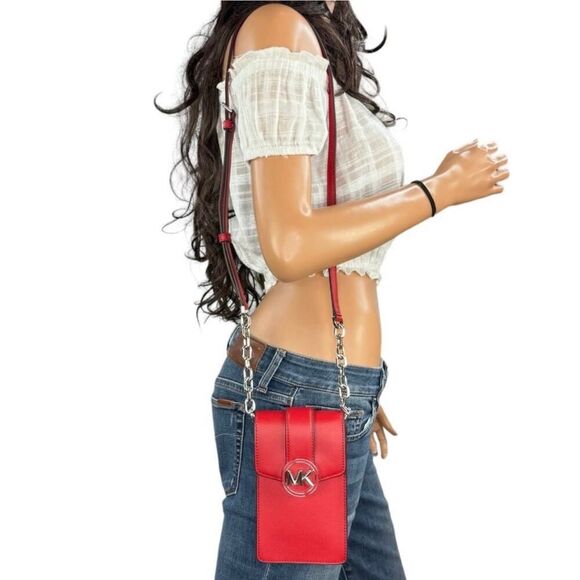 Michael Kors Carmen Small North South Phone
Crossbody Bright Red - Picture 1 of 13